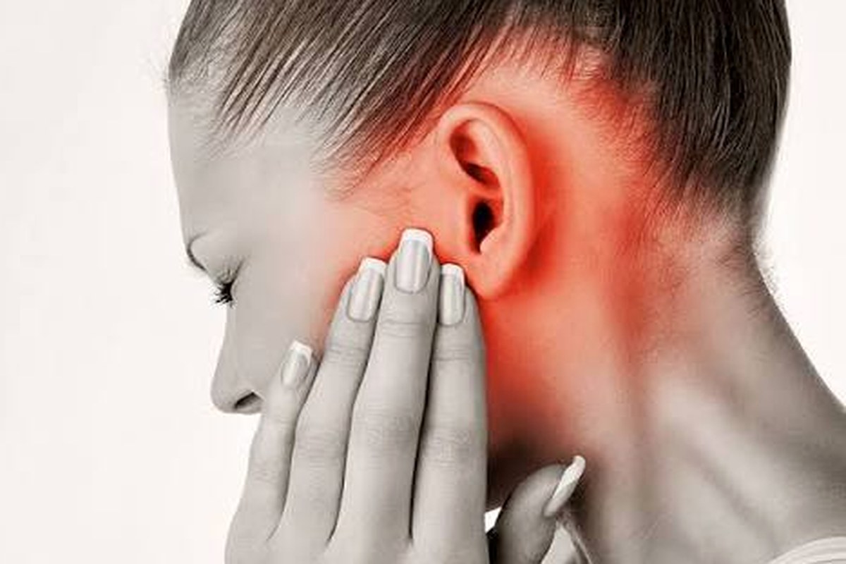 Ear health illustration for Ear Pain While Sleeping