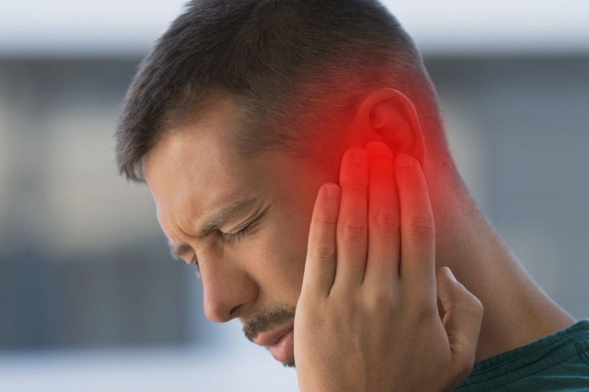 Ear health illustration for Ear Pain When Swallowing