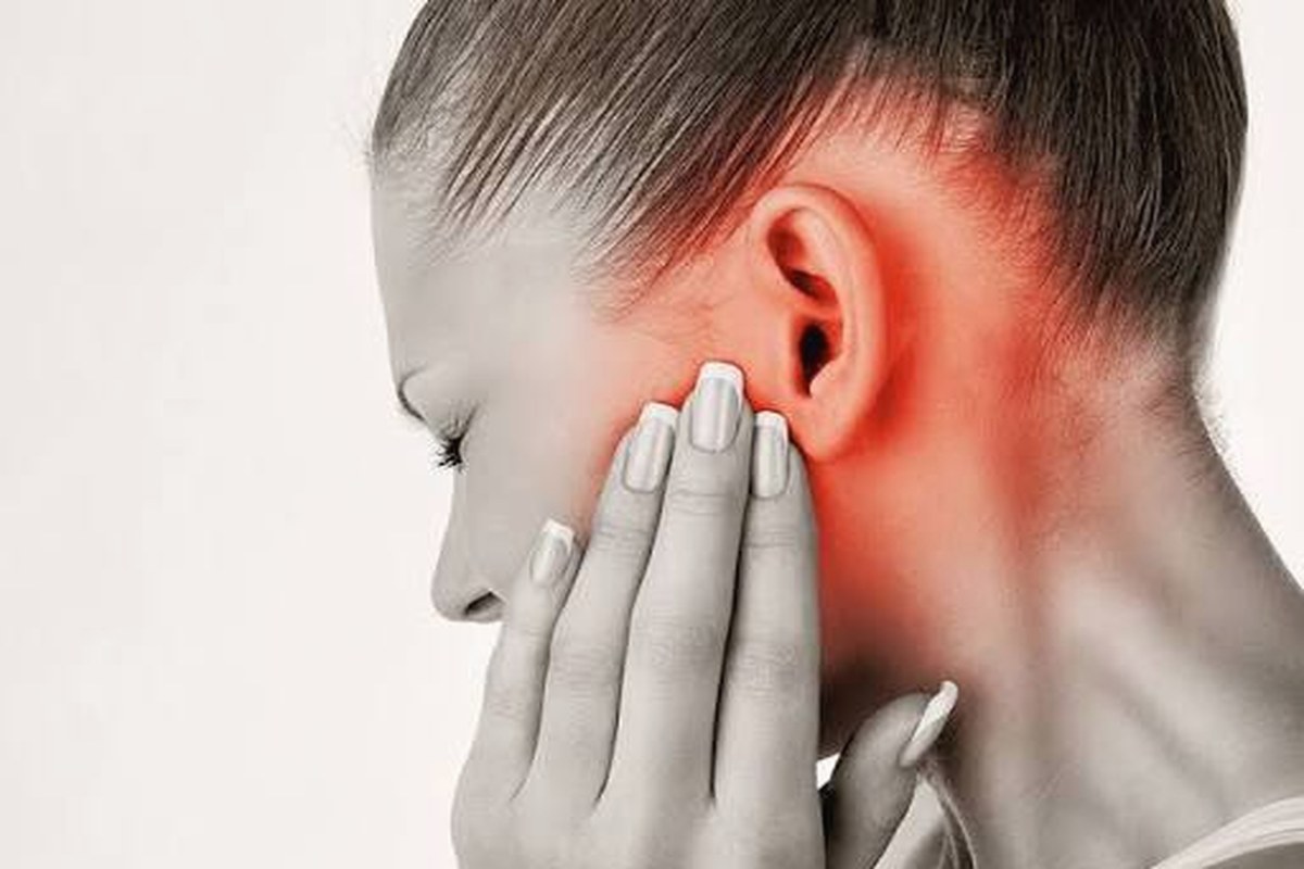 Ear health illustration for Ear Pressure With Sinus Symptoms