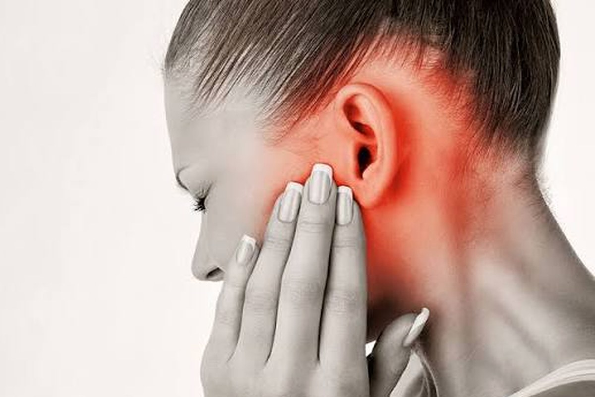 Ear health illustration for Ear Pressure and Allergies